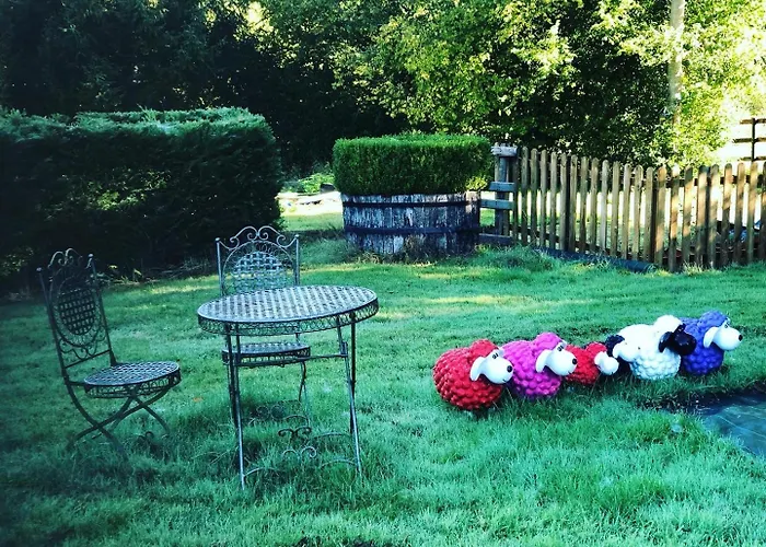 Le Champ Des Possibles Couette-café Manerbe